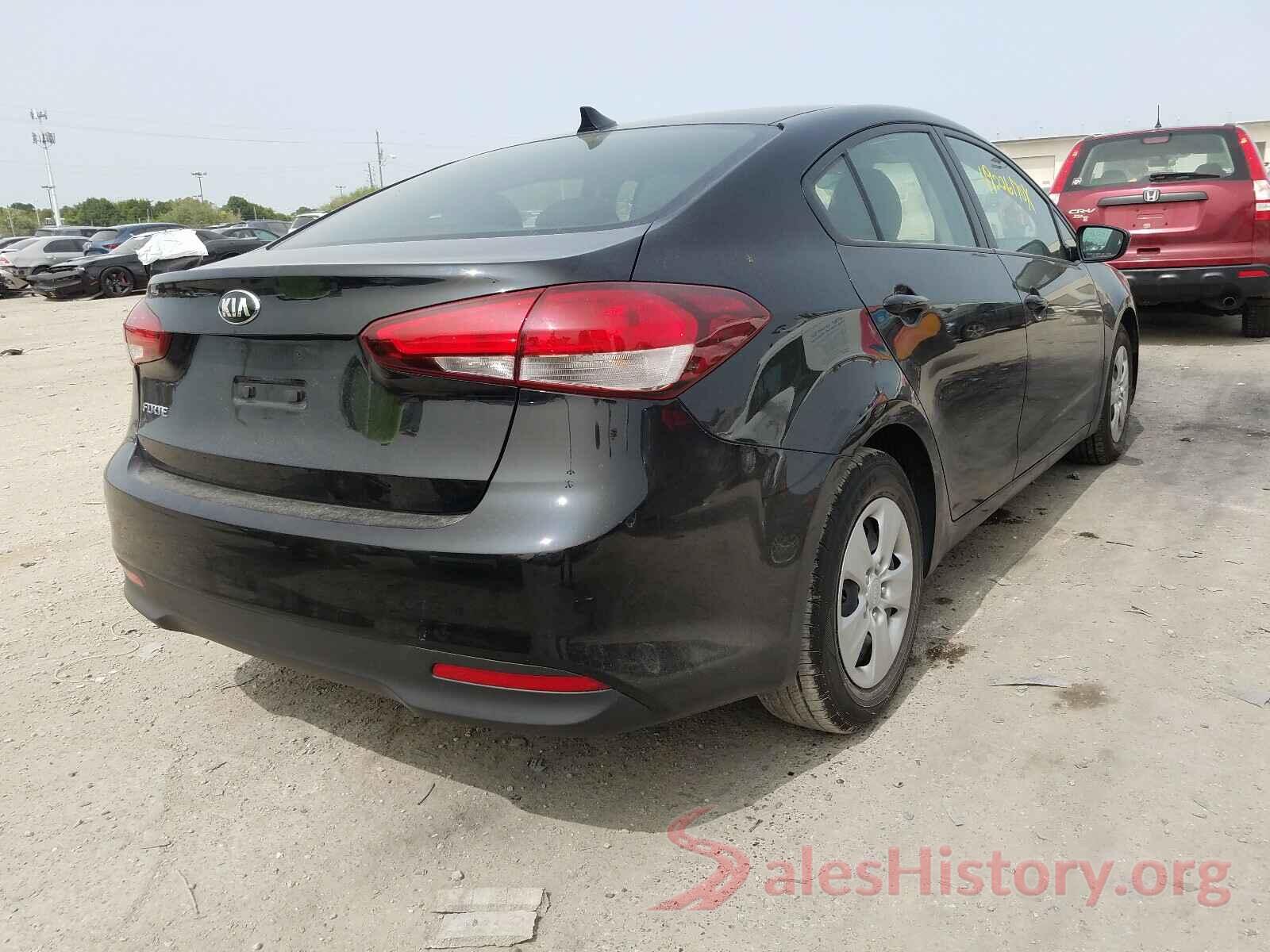 3KPFK4A78HE136953 2017 KIA FORTE