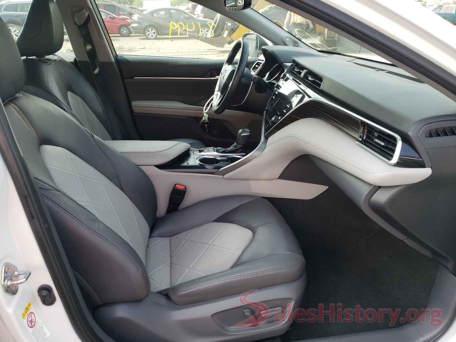 4T1B11HK9JU109693 2018 TOYOTA CAMRY