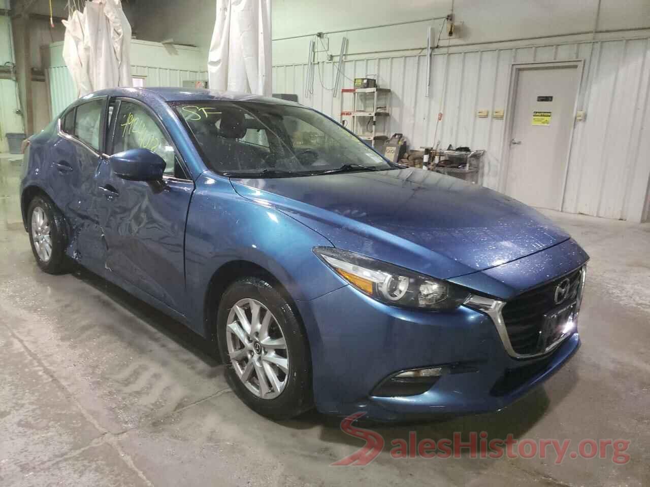 3MZBN1U72JM217424 2018 MAZDA 3