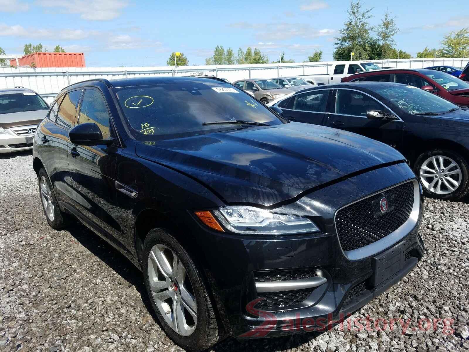 SADCL2BV0HA897663 2017 JAGUAR F-PACE