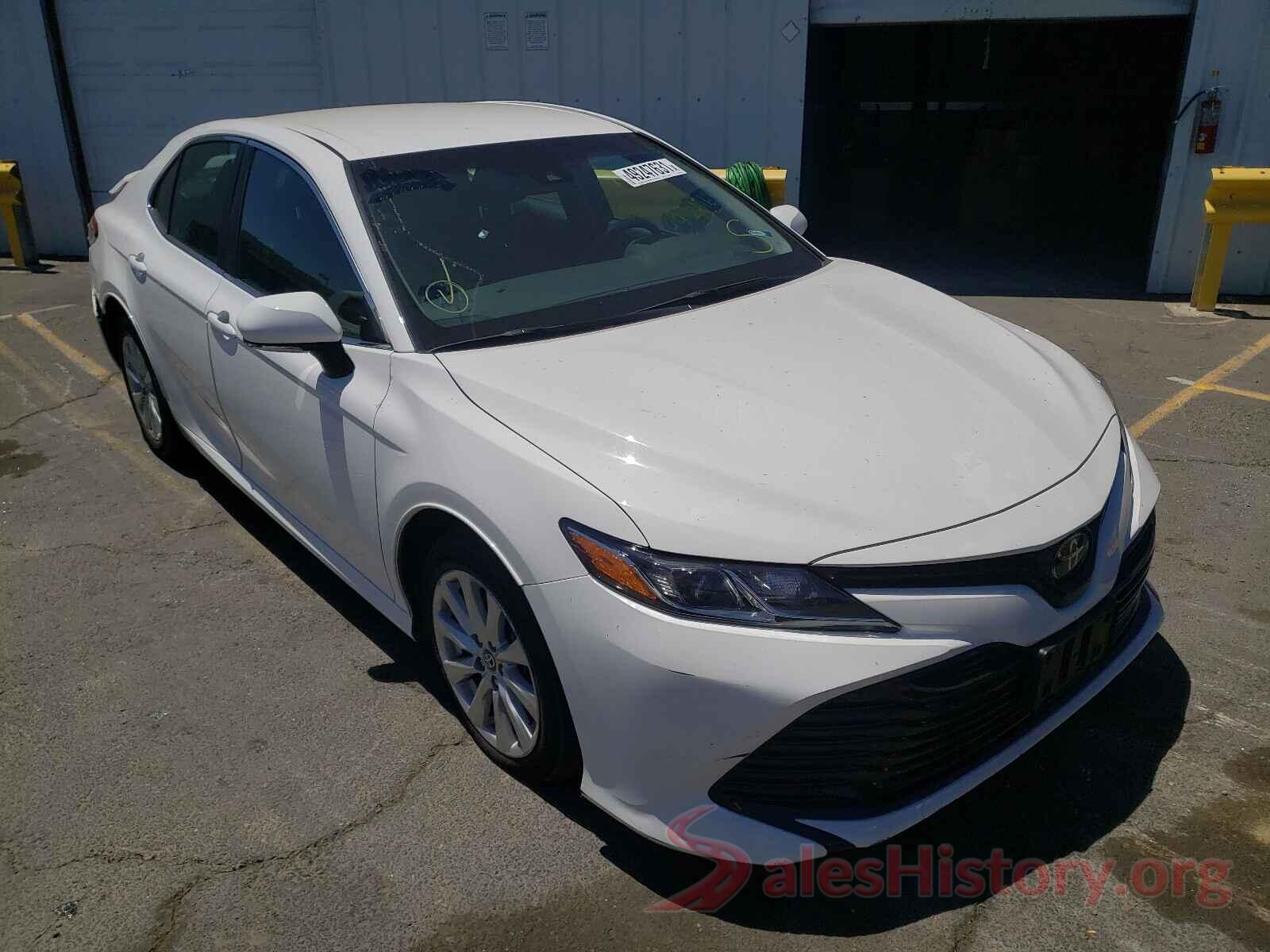 4T1B11HK2JU145399 2018 TOYOTA CAMRY