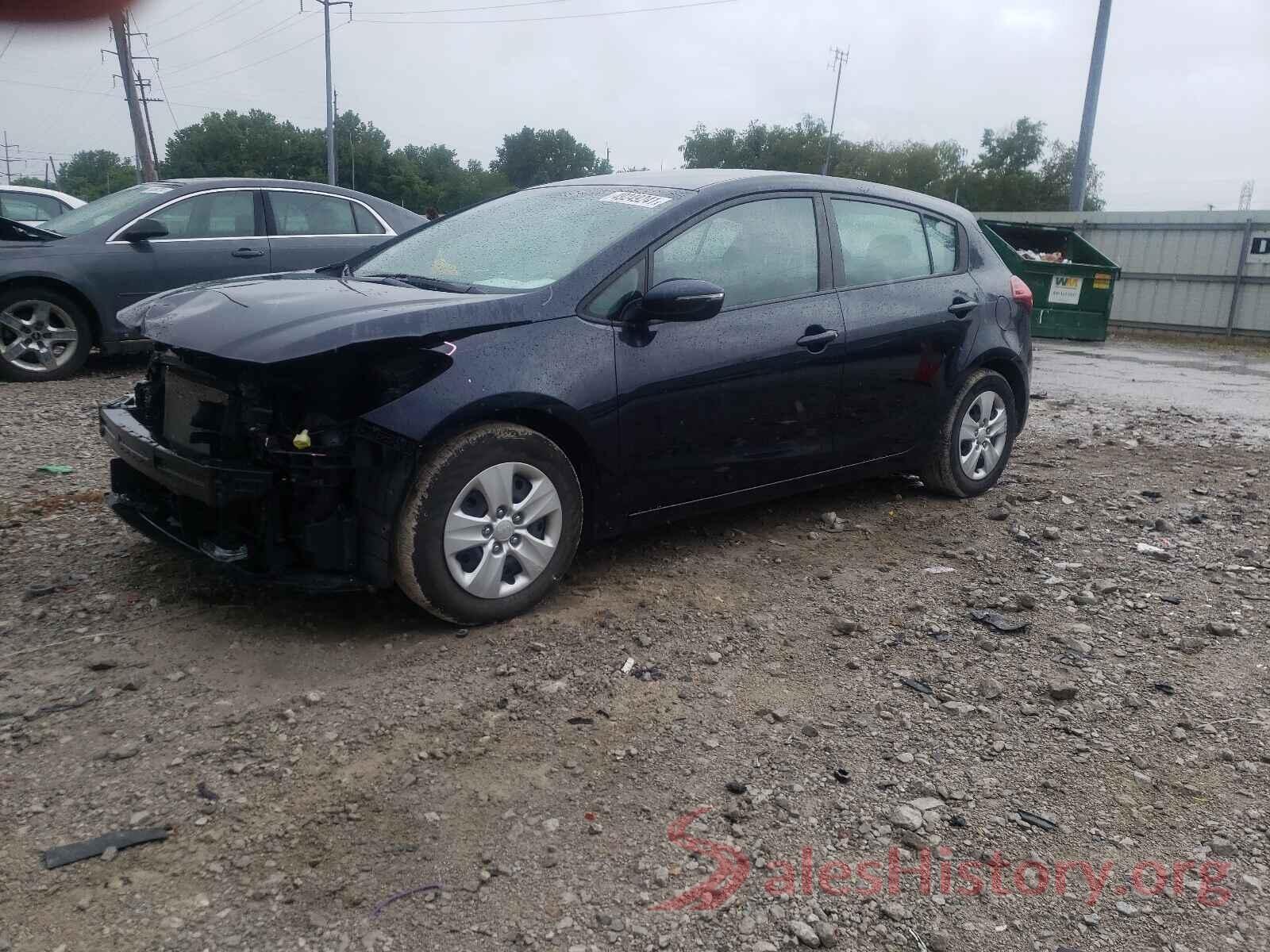 KNAFK5A82H5687385 2017 KIA FORTE