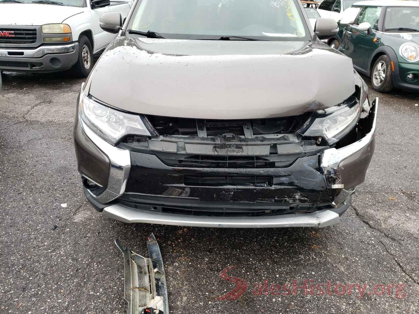 JA4AD3A33HZ054588 2017 MITSUBISHI OUTLANDER