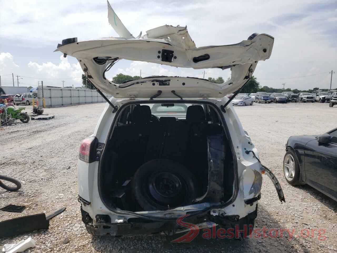 JTMBFREV2HJ136488 2017 TOYOTA RAV4