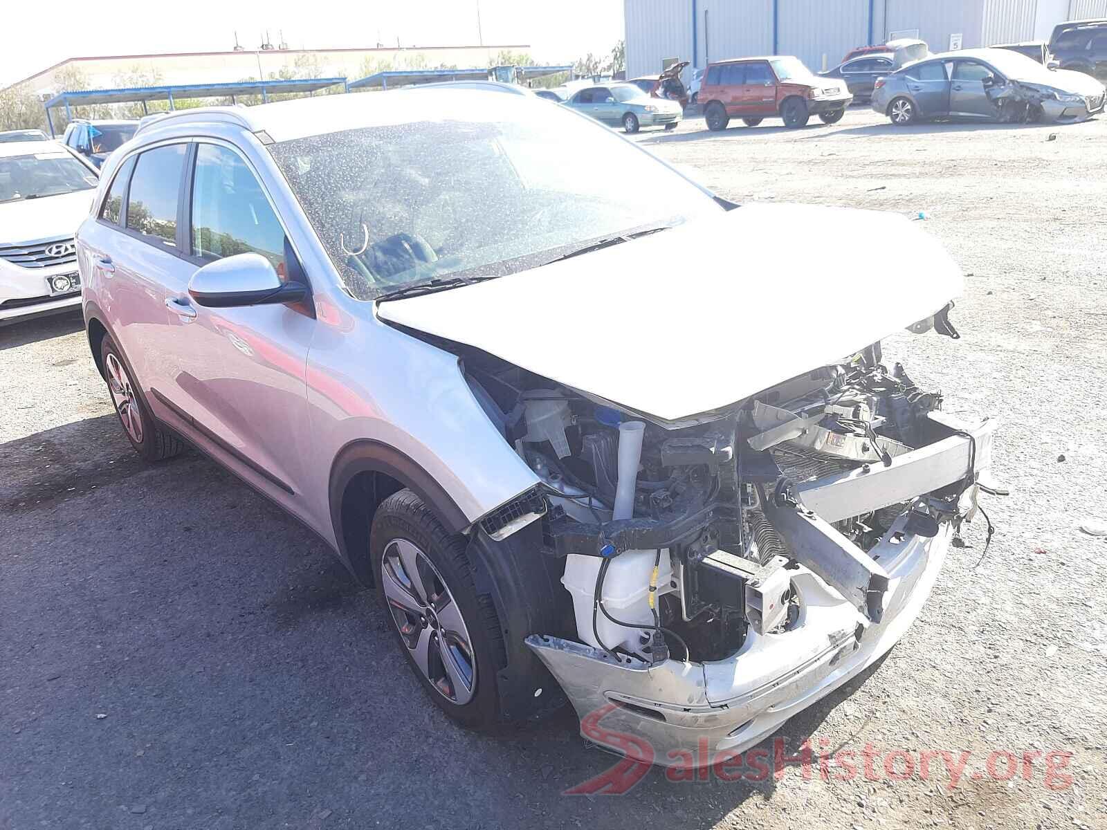 KNDCB3LC4K5350560 2019 KIA NIRO