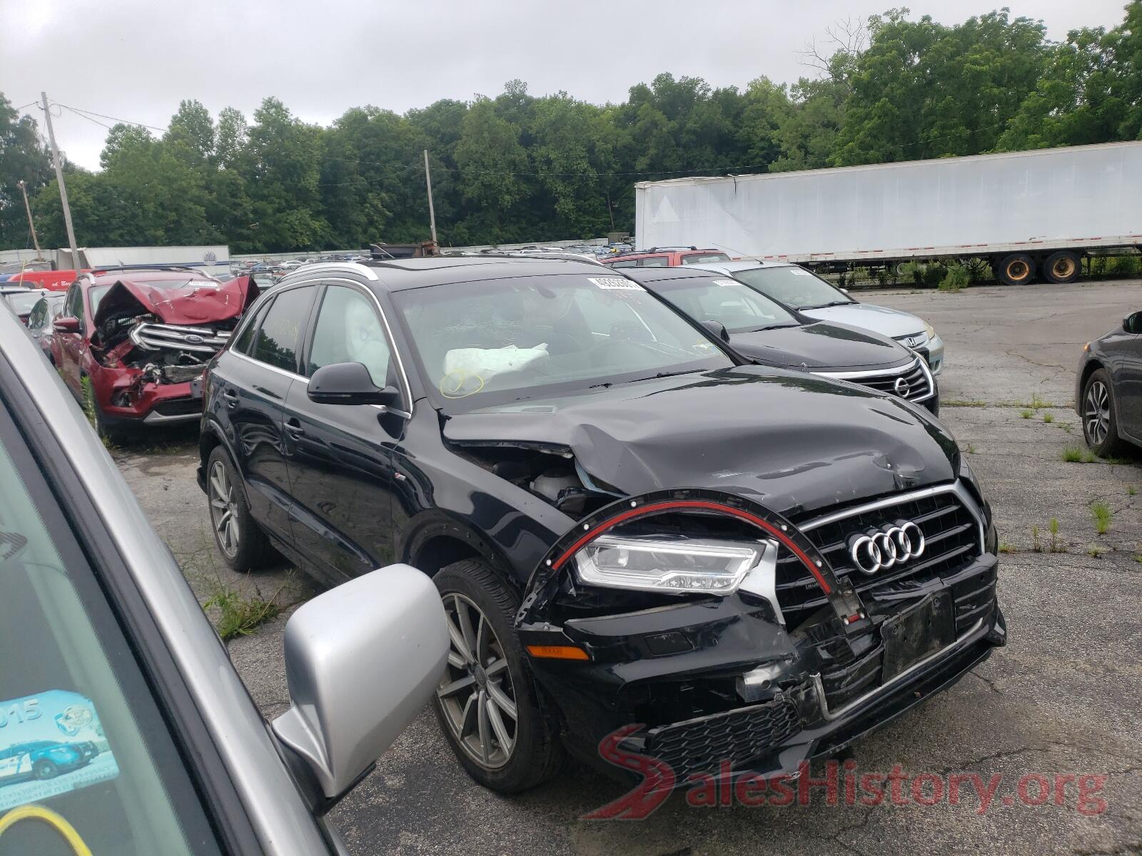 WA1JCCFS6JR031881 2018 AUDI Q3