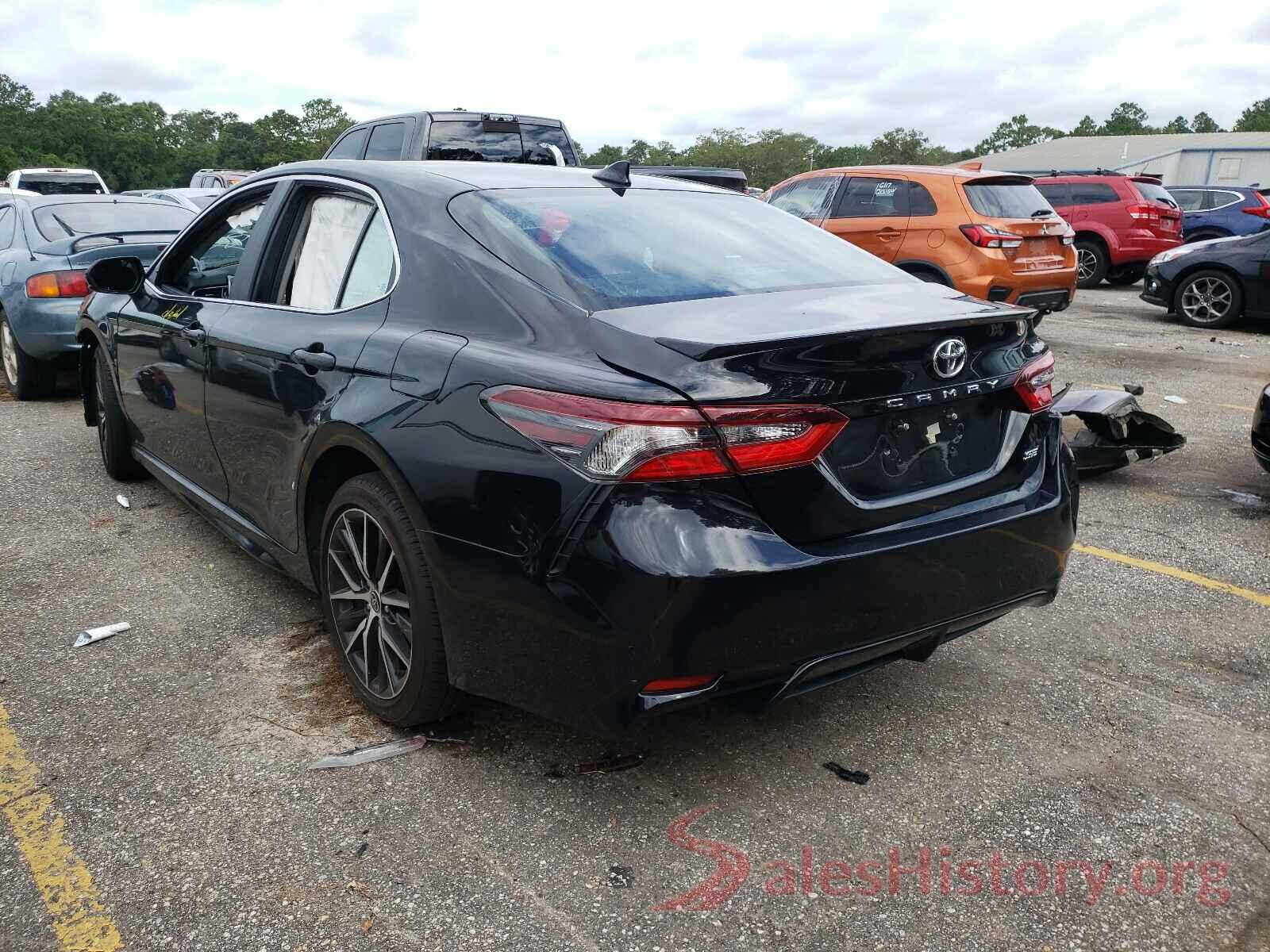 4T1G11AK0MU525619 2021 TOYOTA CAMRY