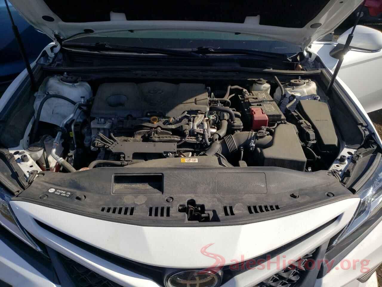 4T1B11HK2JU098133 2018 TOYOTA CAMRY