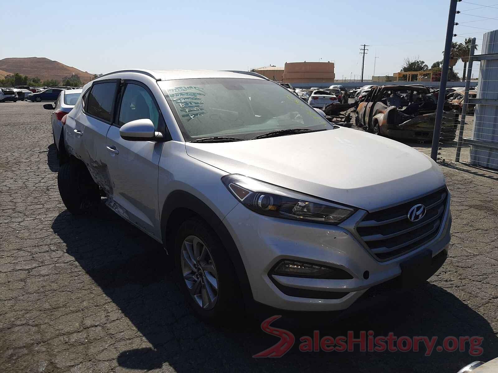 KM8J33A46JU725025 2018 HYUNDAI TUCSON