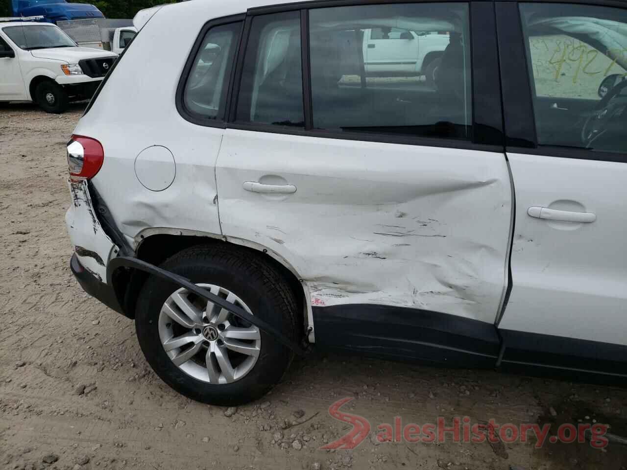 WVGBV7AX7HK027156 2017 VOLKSWAGEN TIGUAN