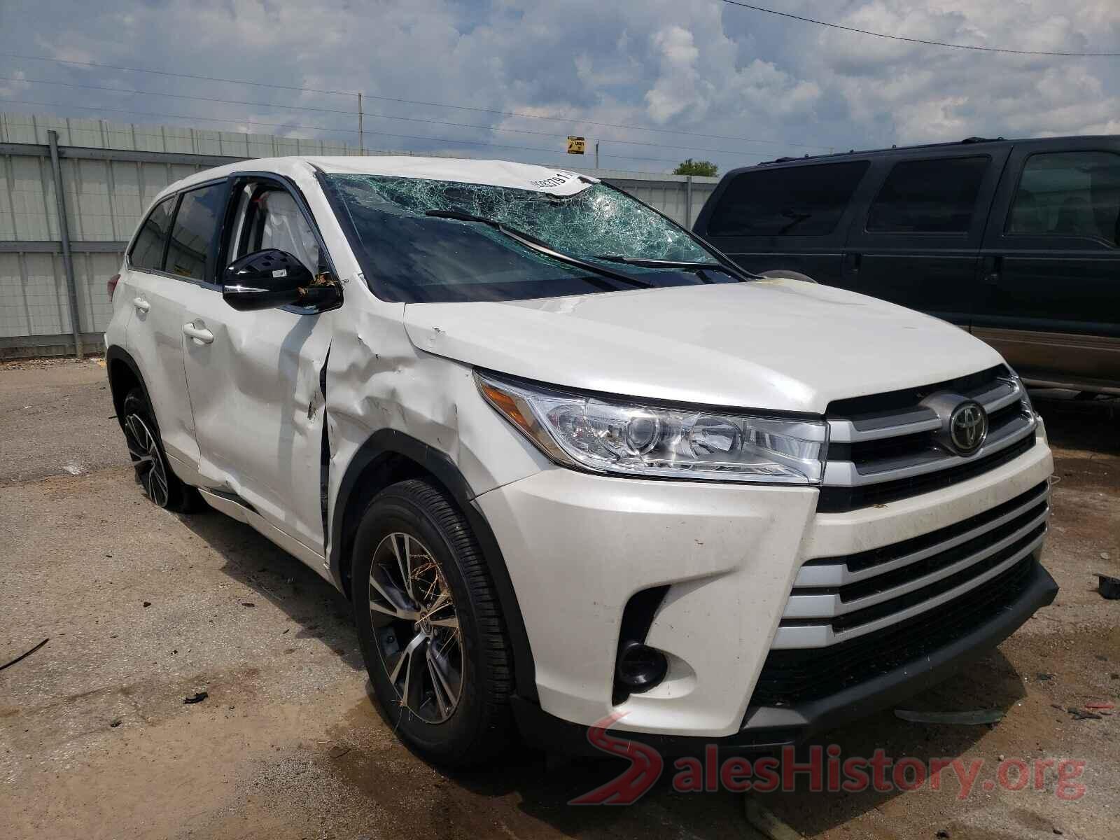 5TDZARFH6HS031994 2017 TOYOTA HIGHLANDER