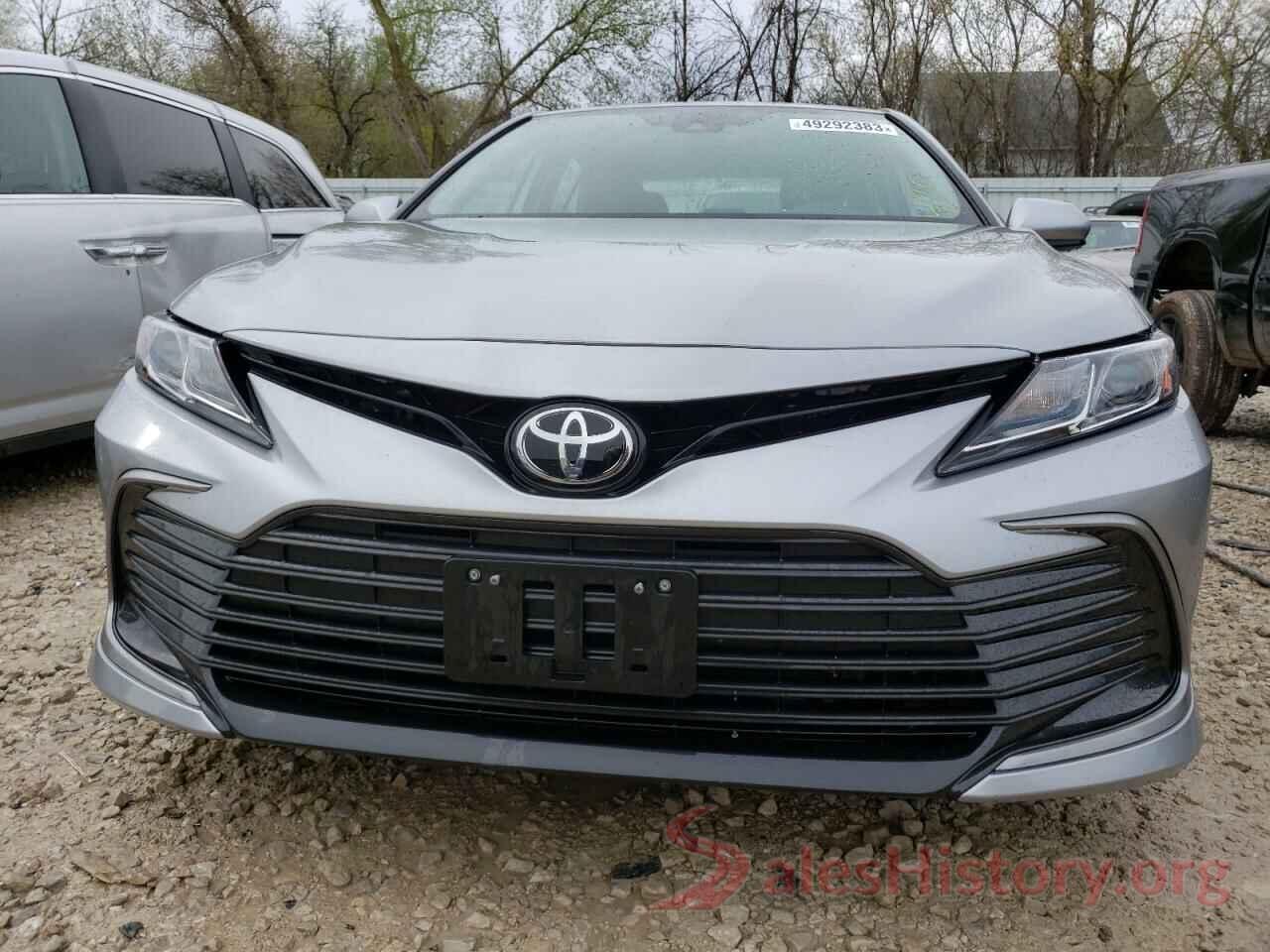 4T1C11BK1MU038992 2021 TOYOTA CAMRY