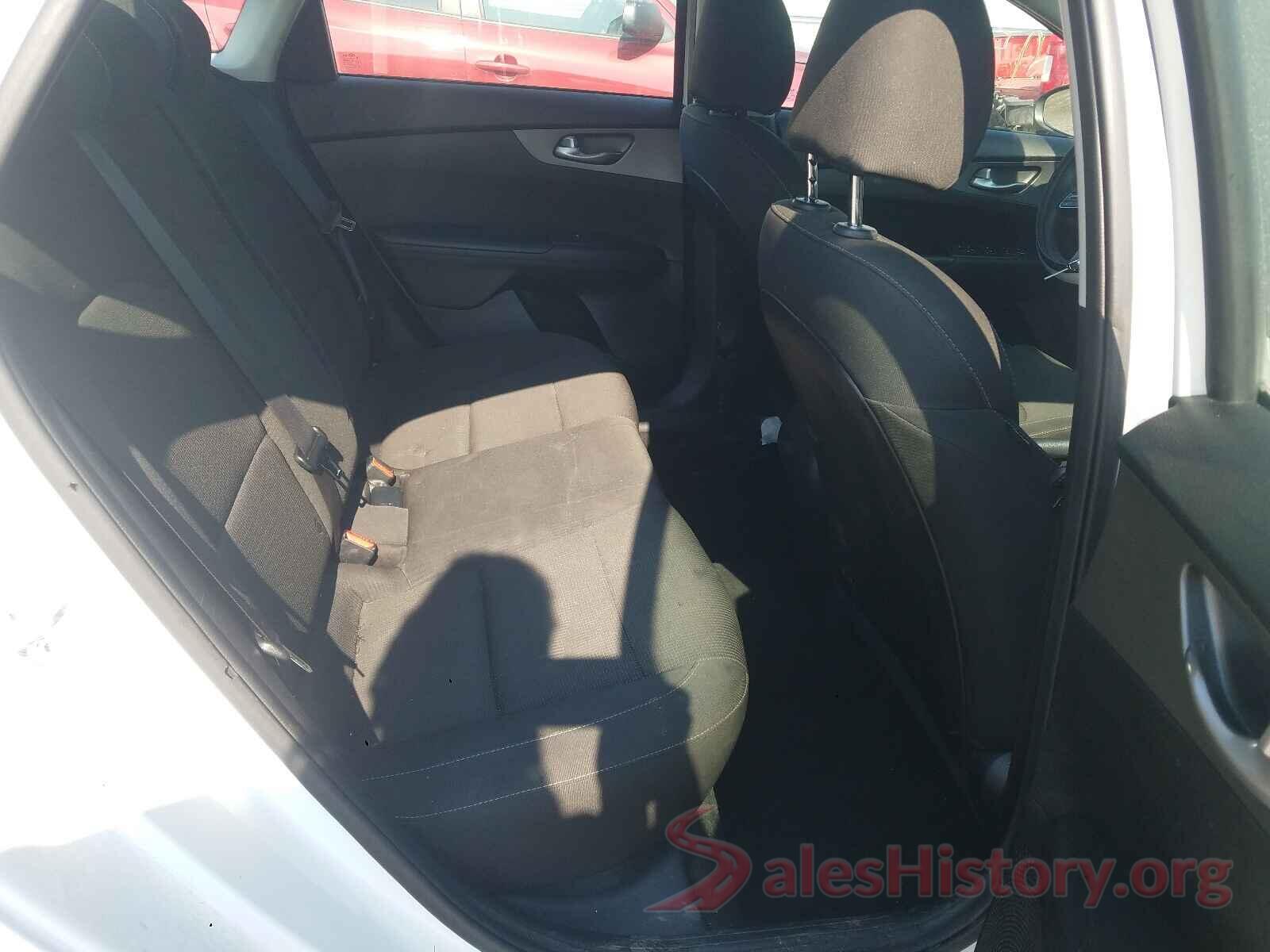 3KPF24AD5KE121775 2019 KIA FORTE