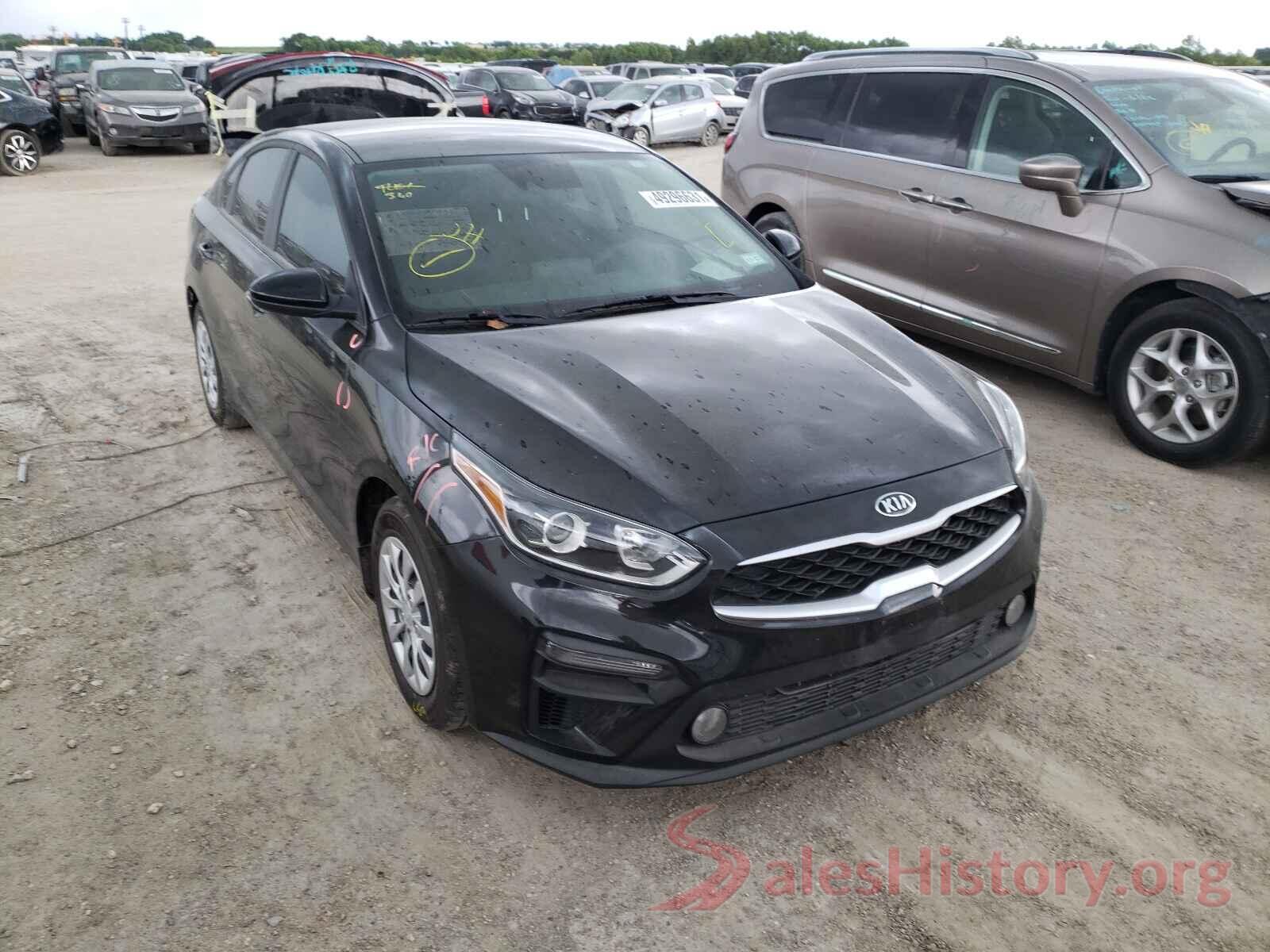 3KPF24AD9ME303739 2021 KIA FORTE