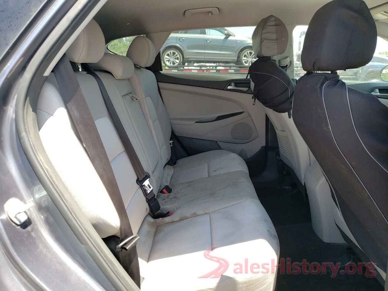 KM8J33A44JU735083 2018 HYUNDAI TUCSON