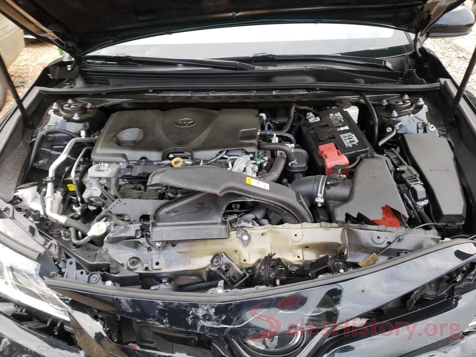 4T1B11HK3JU139661 2018 TOYOTA CAMRY