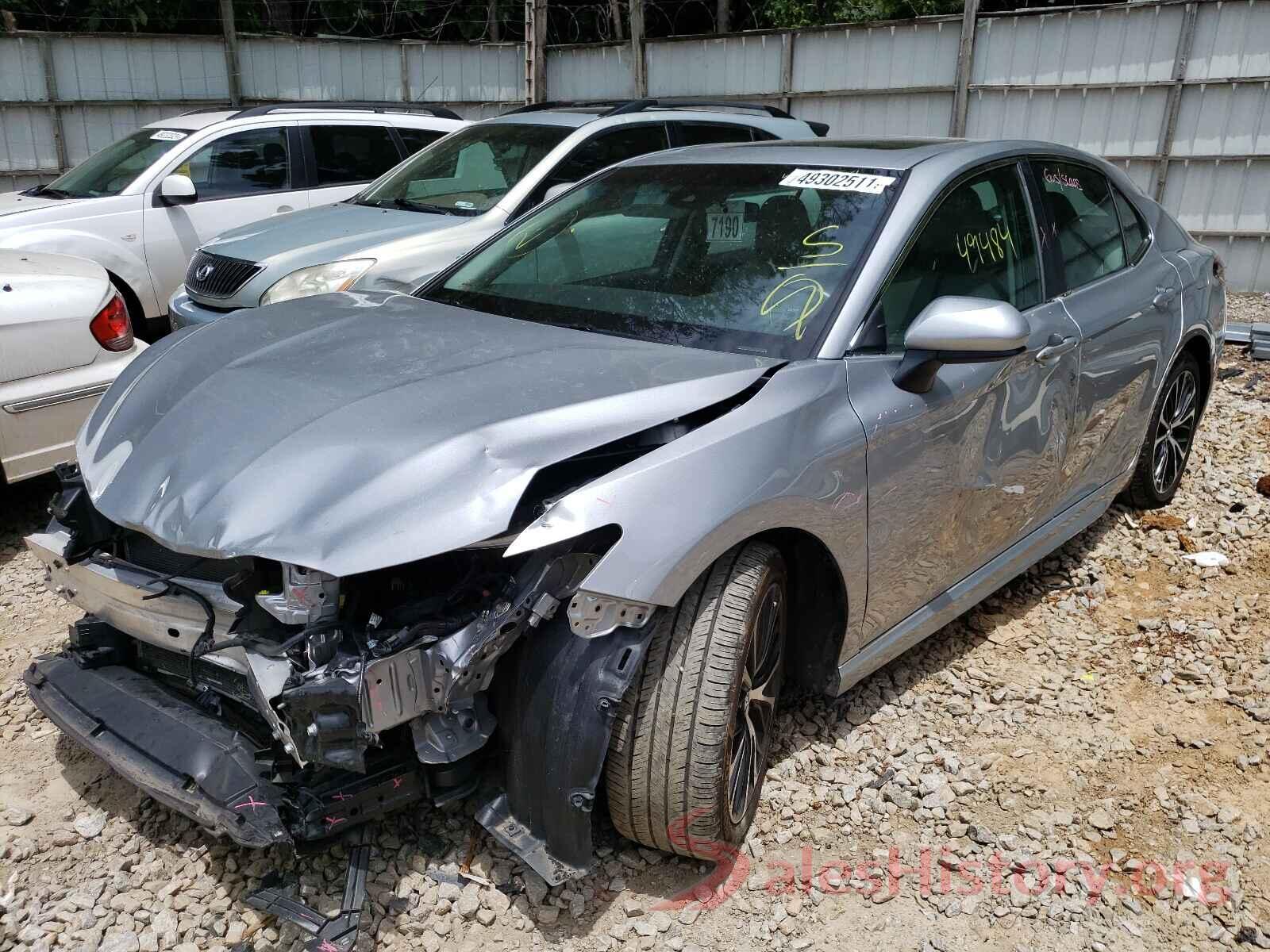 4T1B11HK3JU089487 2018 TOYOTA CAMRY