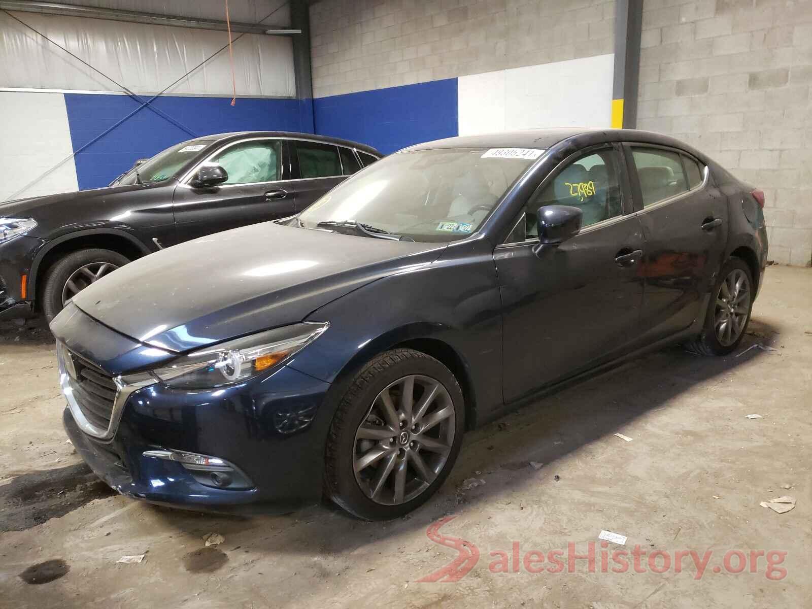 3MZBN1W33JM201372 2018 MAZDA 3