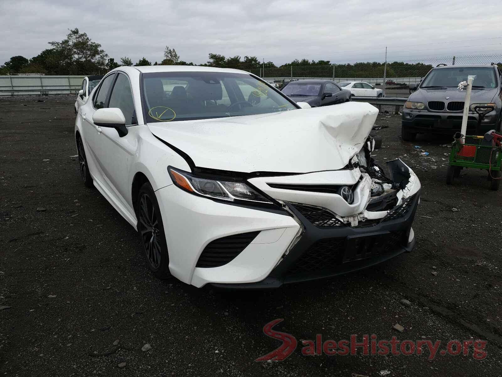 JTNB11HK8J3026309 2018 TOYOTA CAMRY