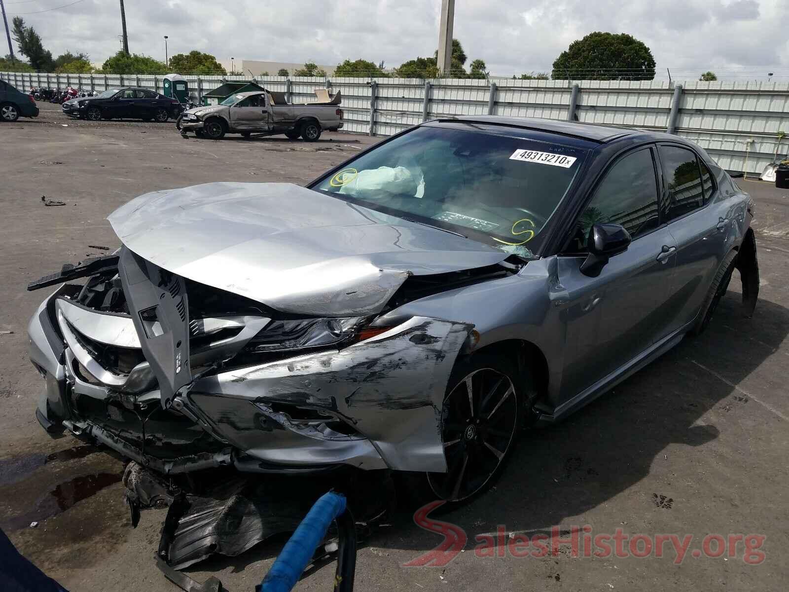 4T1B61HKXJU075488 2018 TOYOTA CAMRY