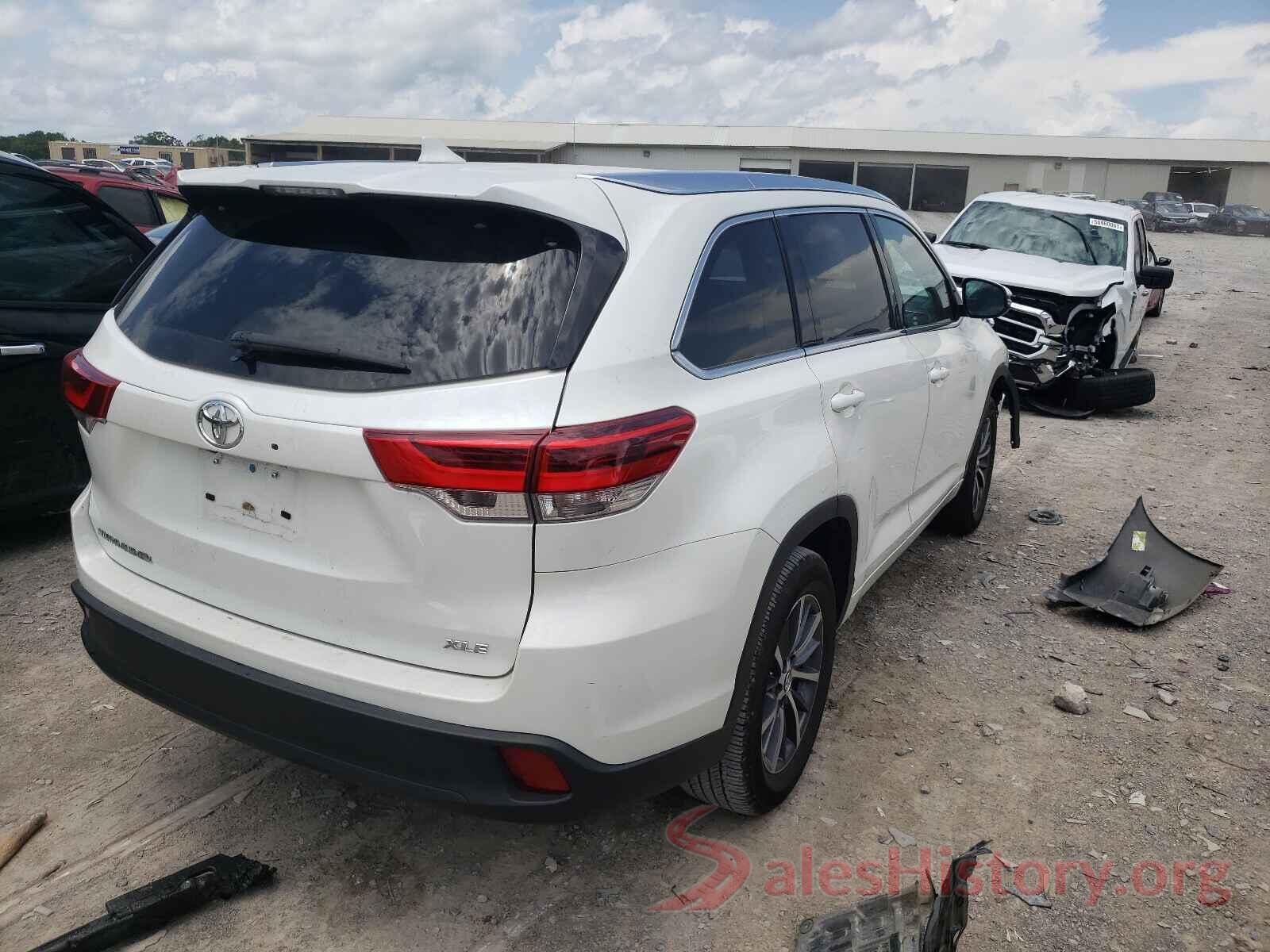 5TDKZRFH5JS263633 2018 TOYOTA HIGHLANDER