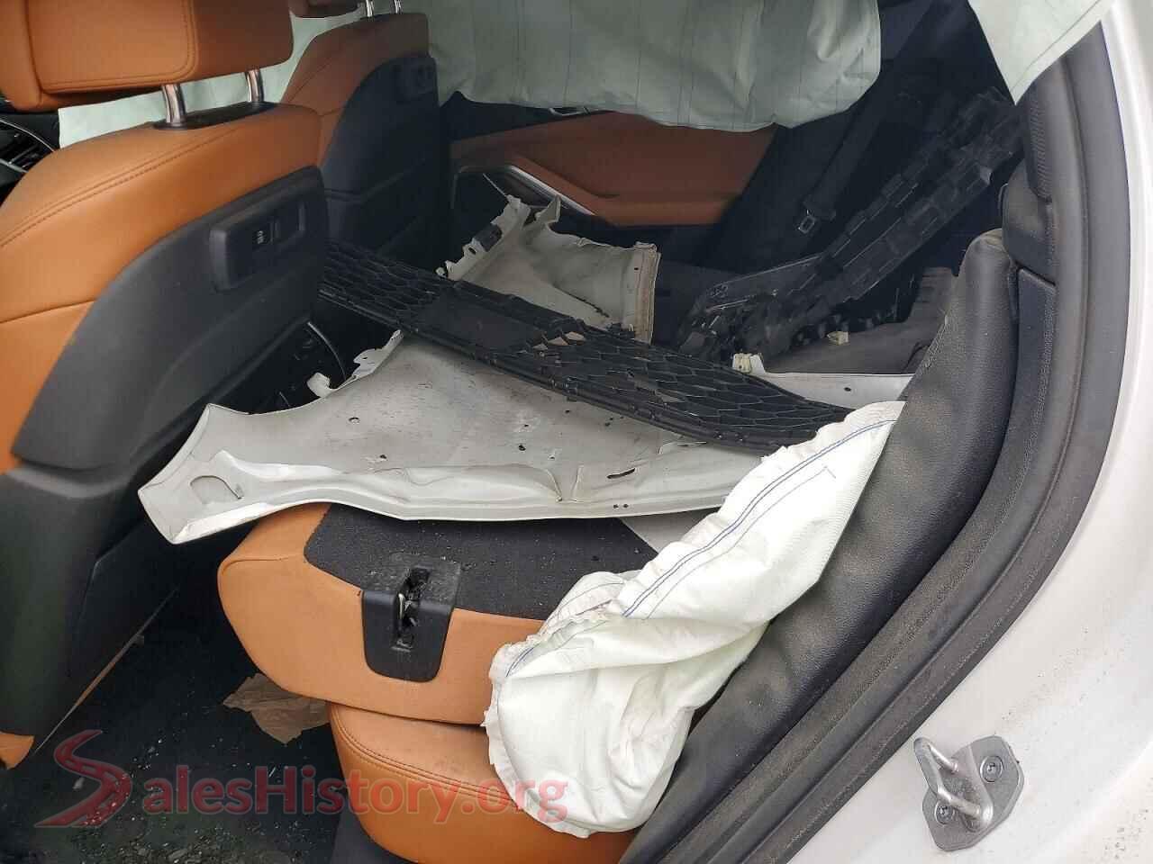 2021 BMW X6 VIN 5UXCY8C02M9H68663, VIN plate
