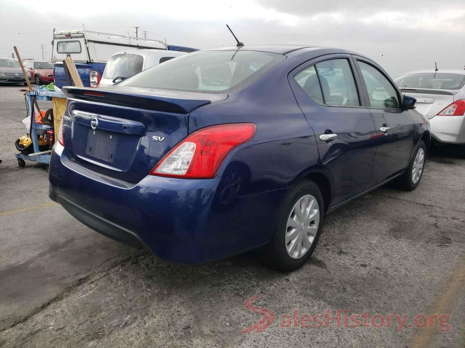 3N1CN7AP8JL885378 2018 NISSAN VERSA