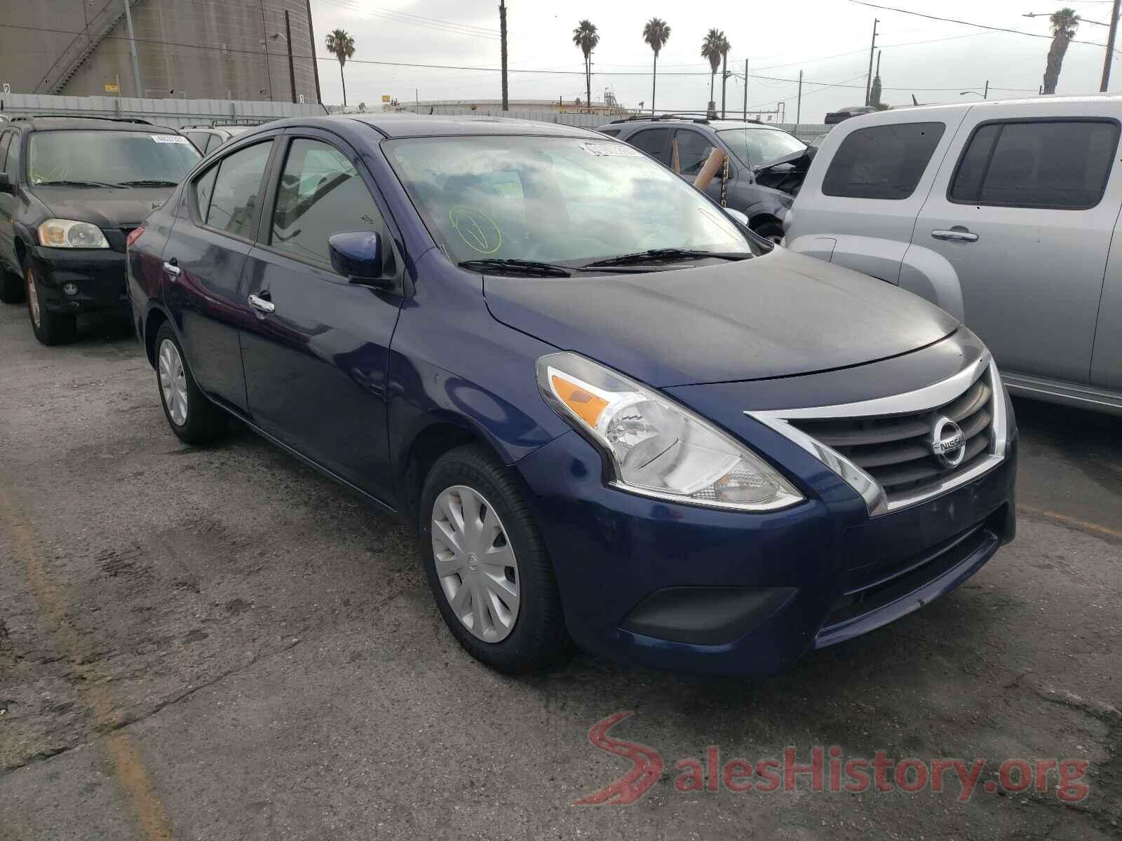 3N1CN7AP8JL885378 2018 NISSAN VERSA