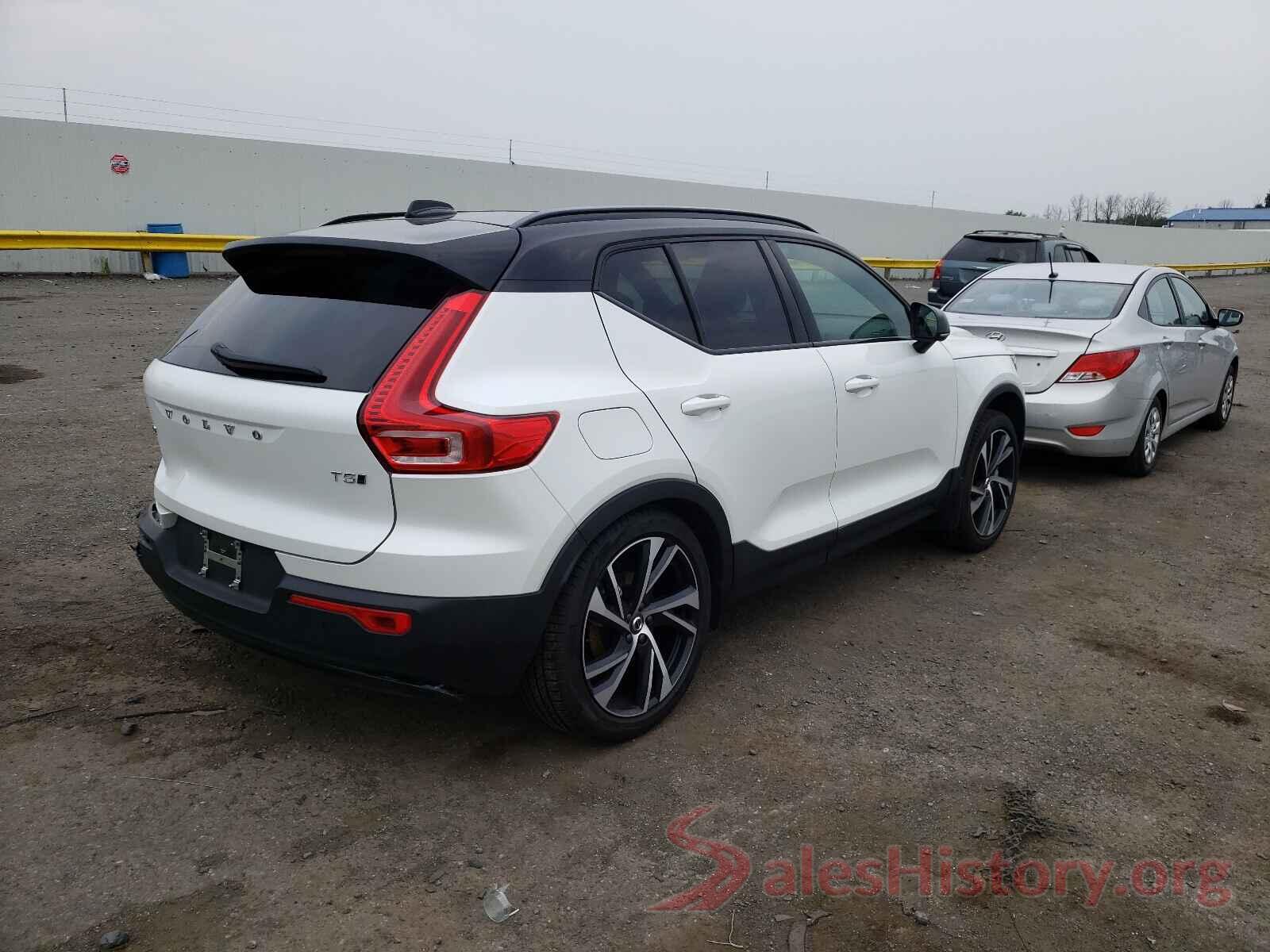 YV4162UM0M2483881 2021 VOLVO XC40