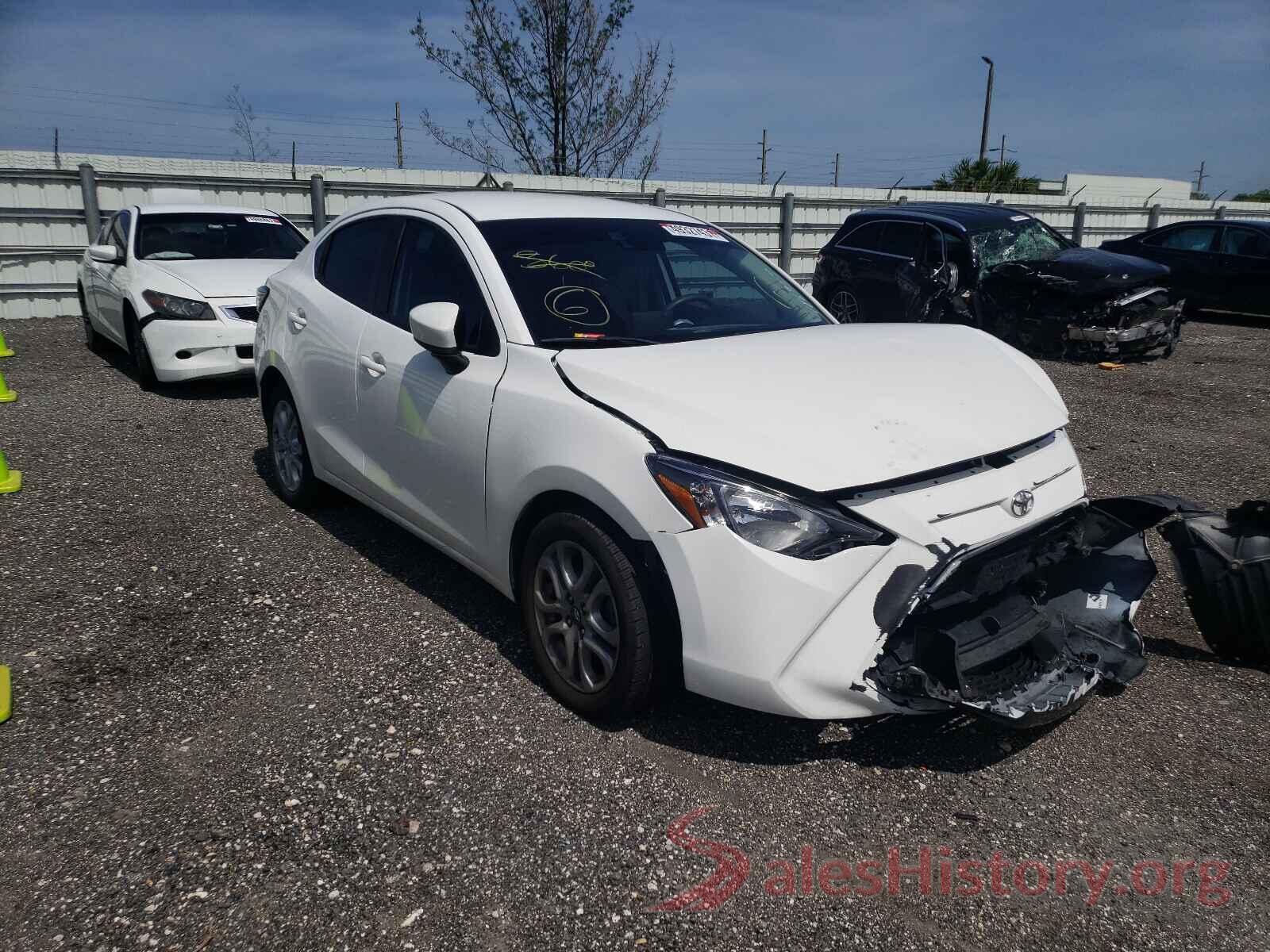 3MYDLBYV6HY186957 2017 TOYOTA YARIS