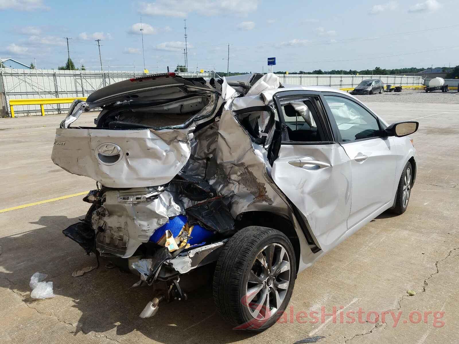 KMHCU5AE3HU333463 2017 HYUNDAI ACCENT