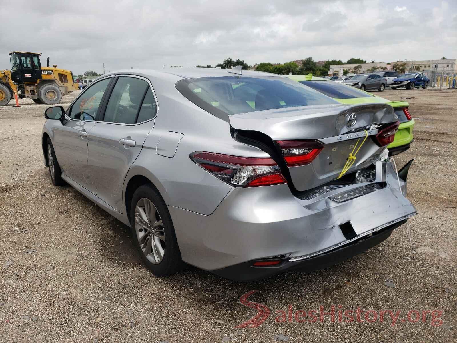 4T1C11AK0MU561521 2021 TOYOTA CAMRY