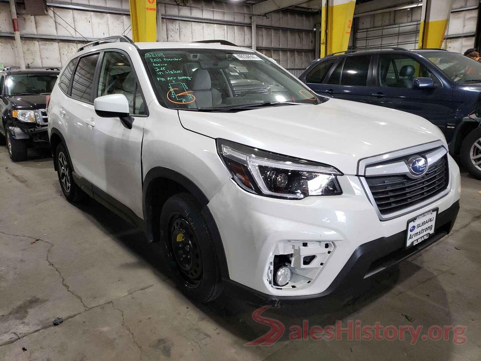 JF2SKAJC7MH522389 2021 SUBARU FORESTER