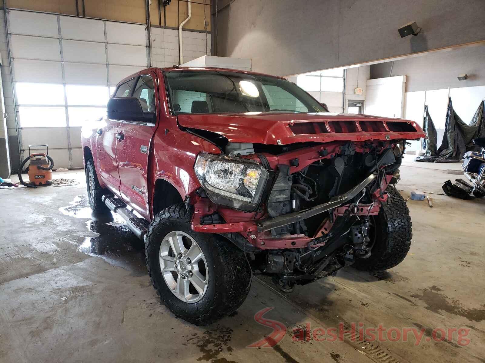 5TFDY5F14JX710079 2018 TOYOTA TUNDRA