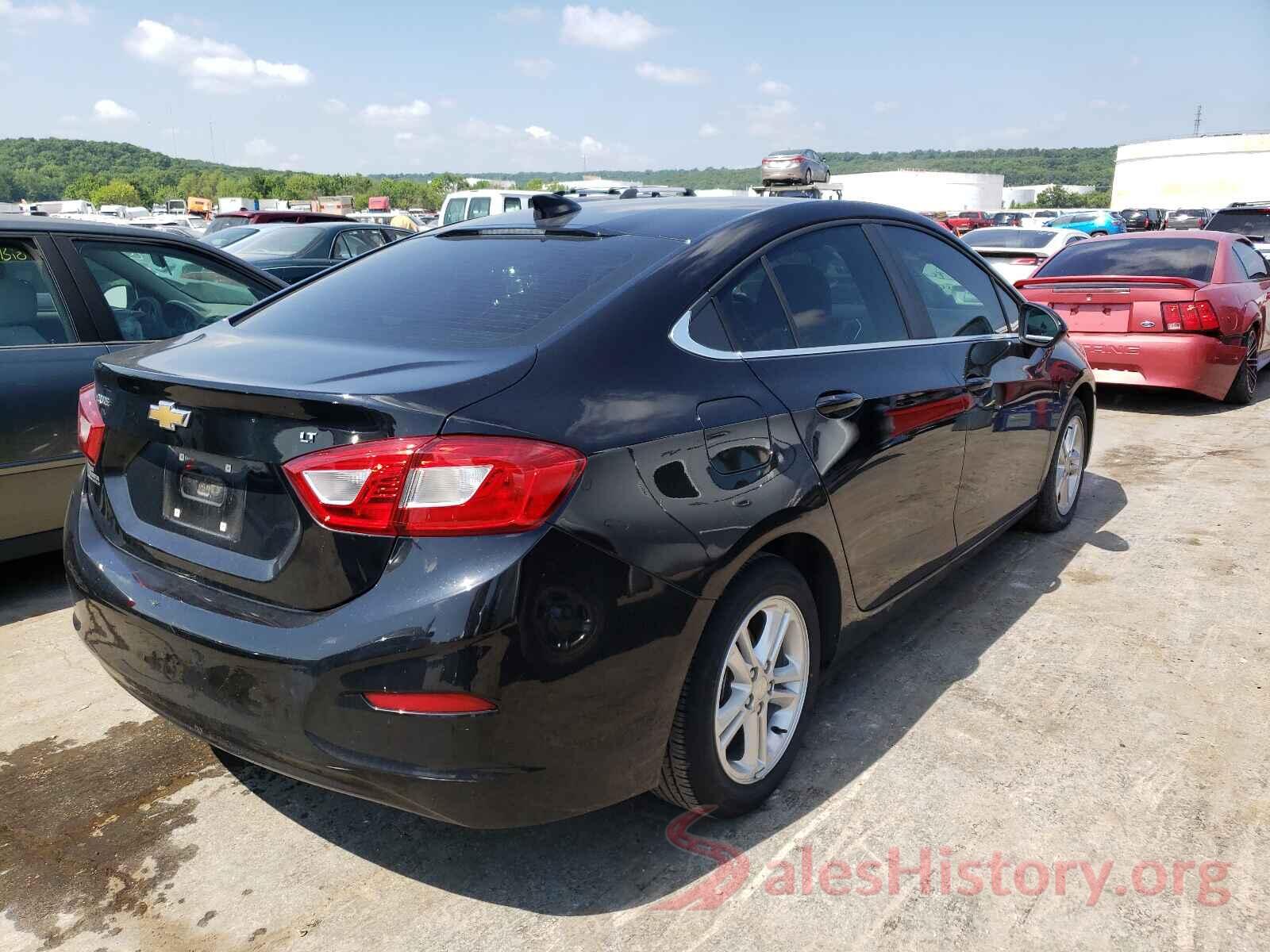 1G1BE5SM2J7237520 2018 CHEVROLET CRUZE