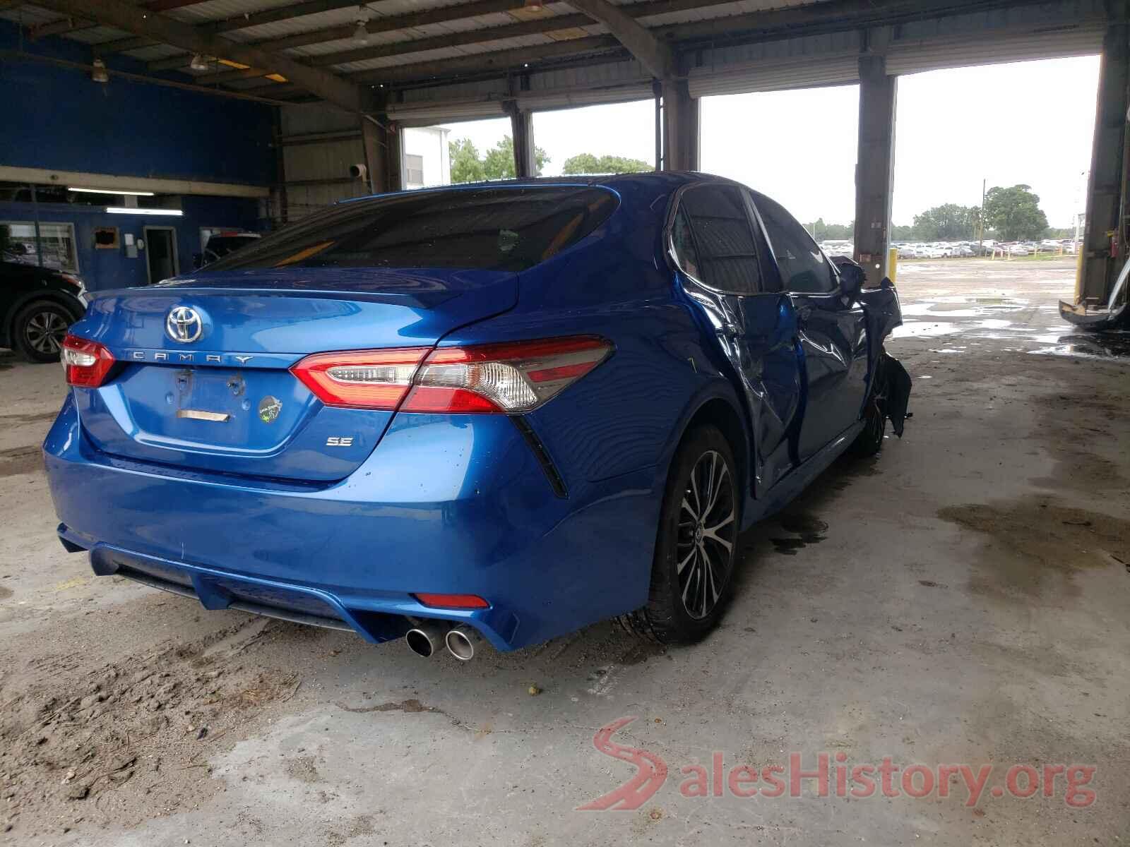 4T1B11HK9JU133007 2018 TOYOTA CAMRY