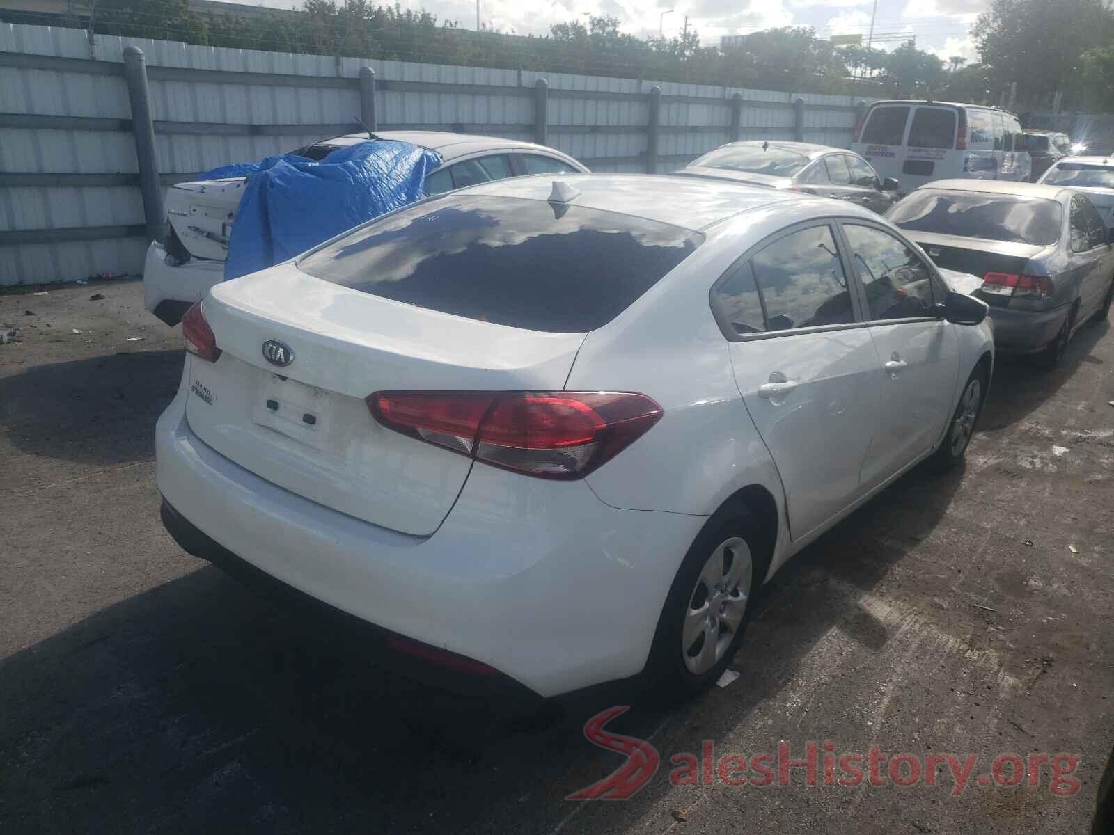 3KPFK4A78HE048369 2017 KIA FORTE