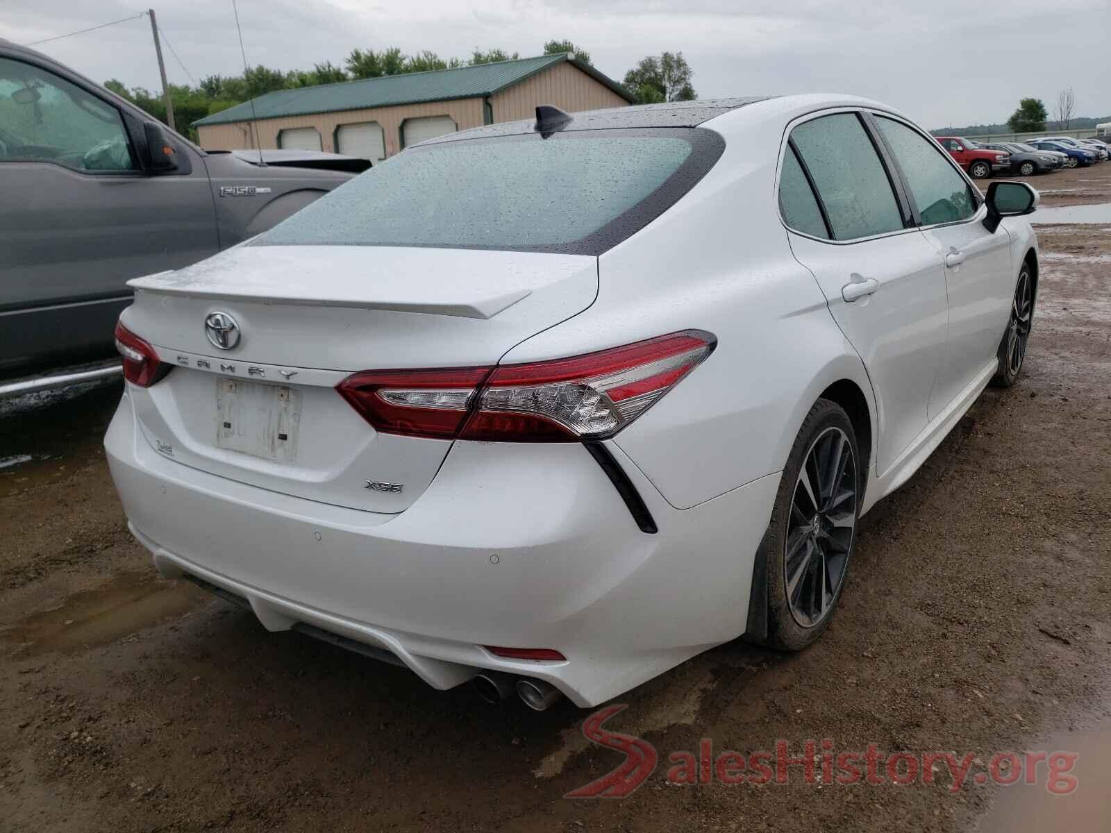 4T1B61HKXJU065561 2018 TOYOTA CAMRY