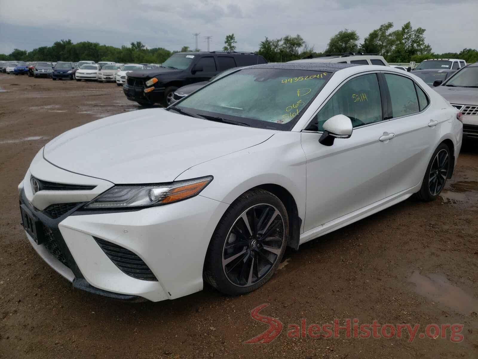 4T1B61HKXJU065561 2018 TOYOTA CAMRY