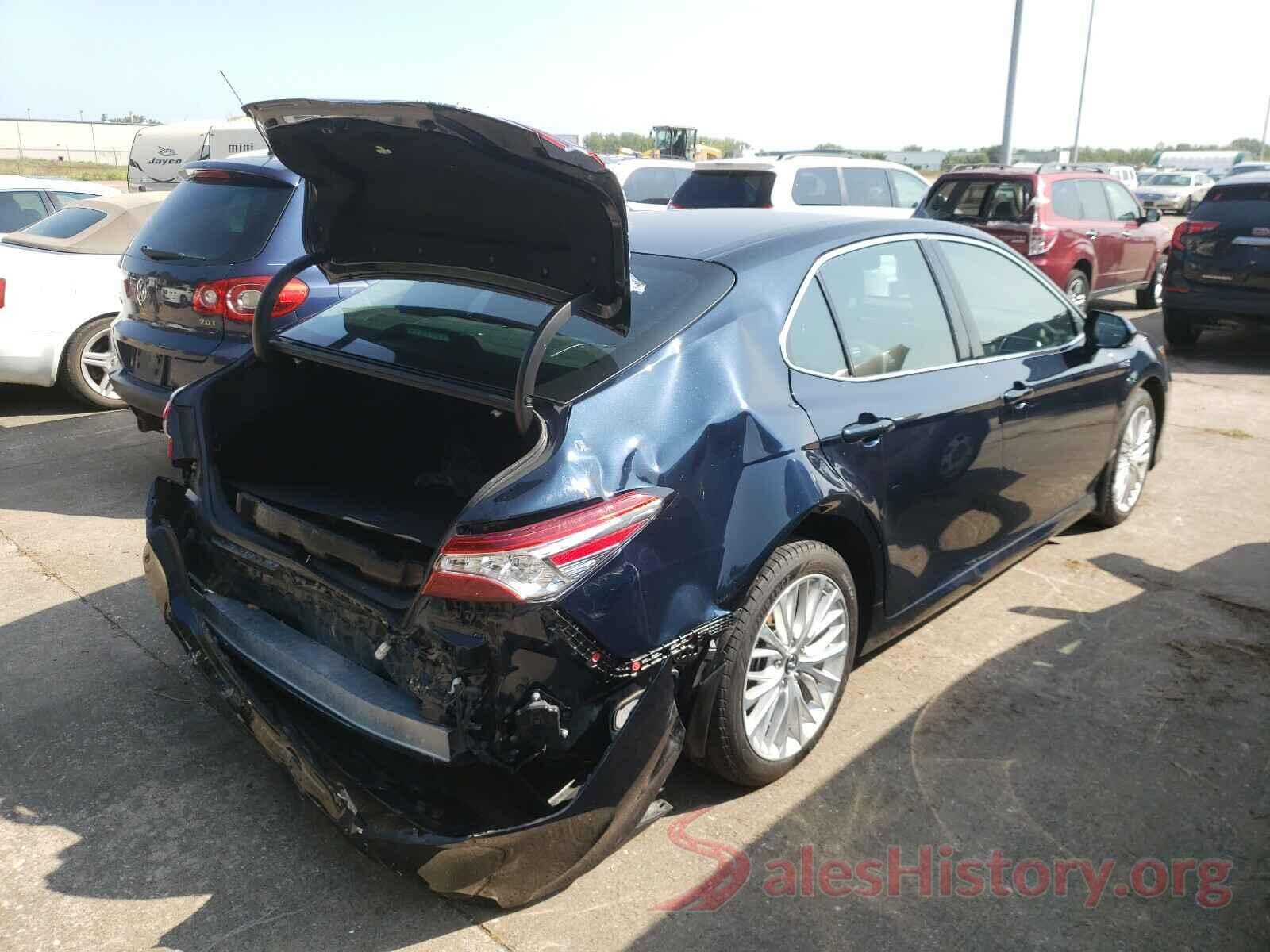 4T1B21HK2JU510760 2018 TOYOTA CAMRY