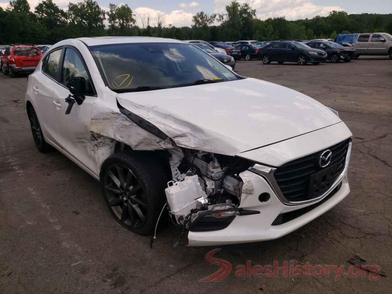 3MZBN1L33JM202283 2018 MAZDA 3