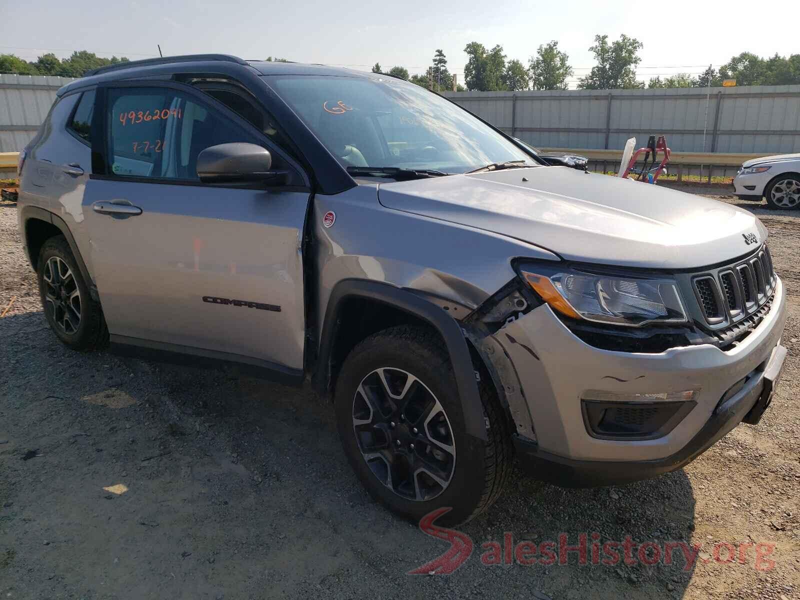 3C4NJDDB2KT671701 2019 JEEP COMPASS