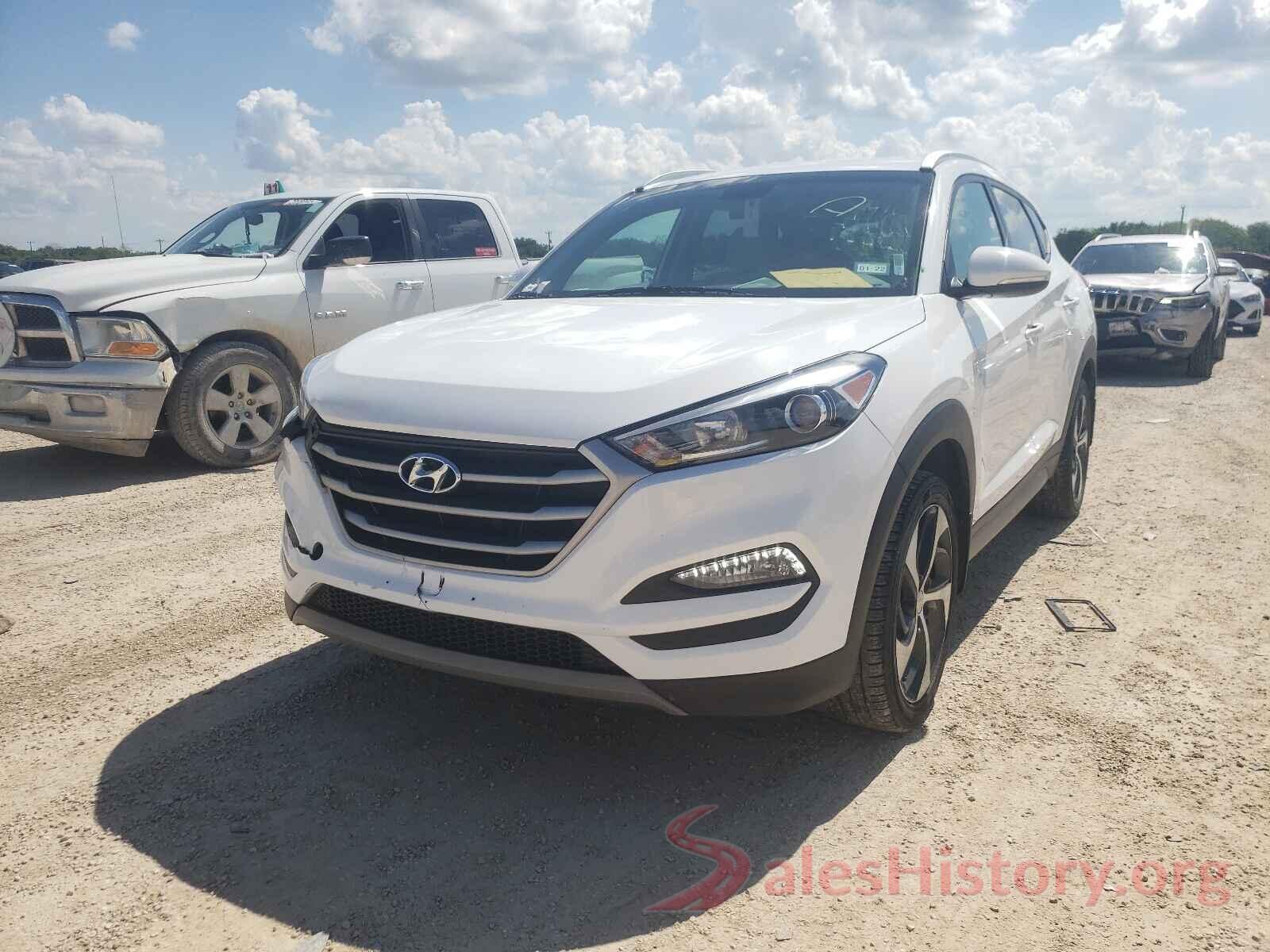 KM8J33AL2JU771569 2018 HYUNDAI TUCSON