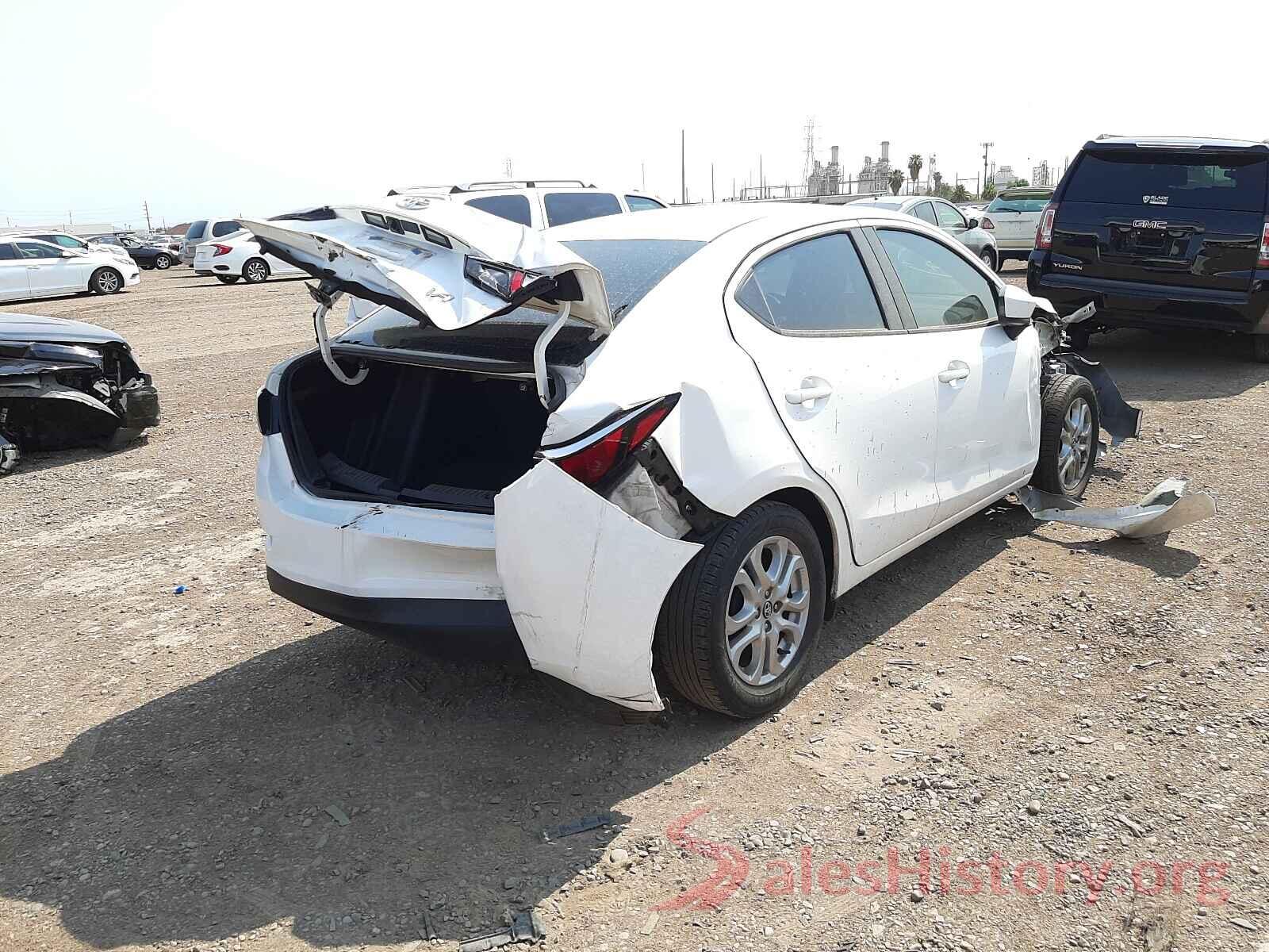 3MYDLBYV6HY196016 2017 TOYOTA YARIS