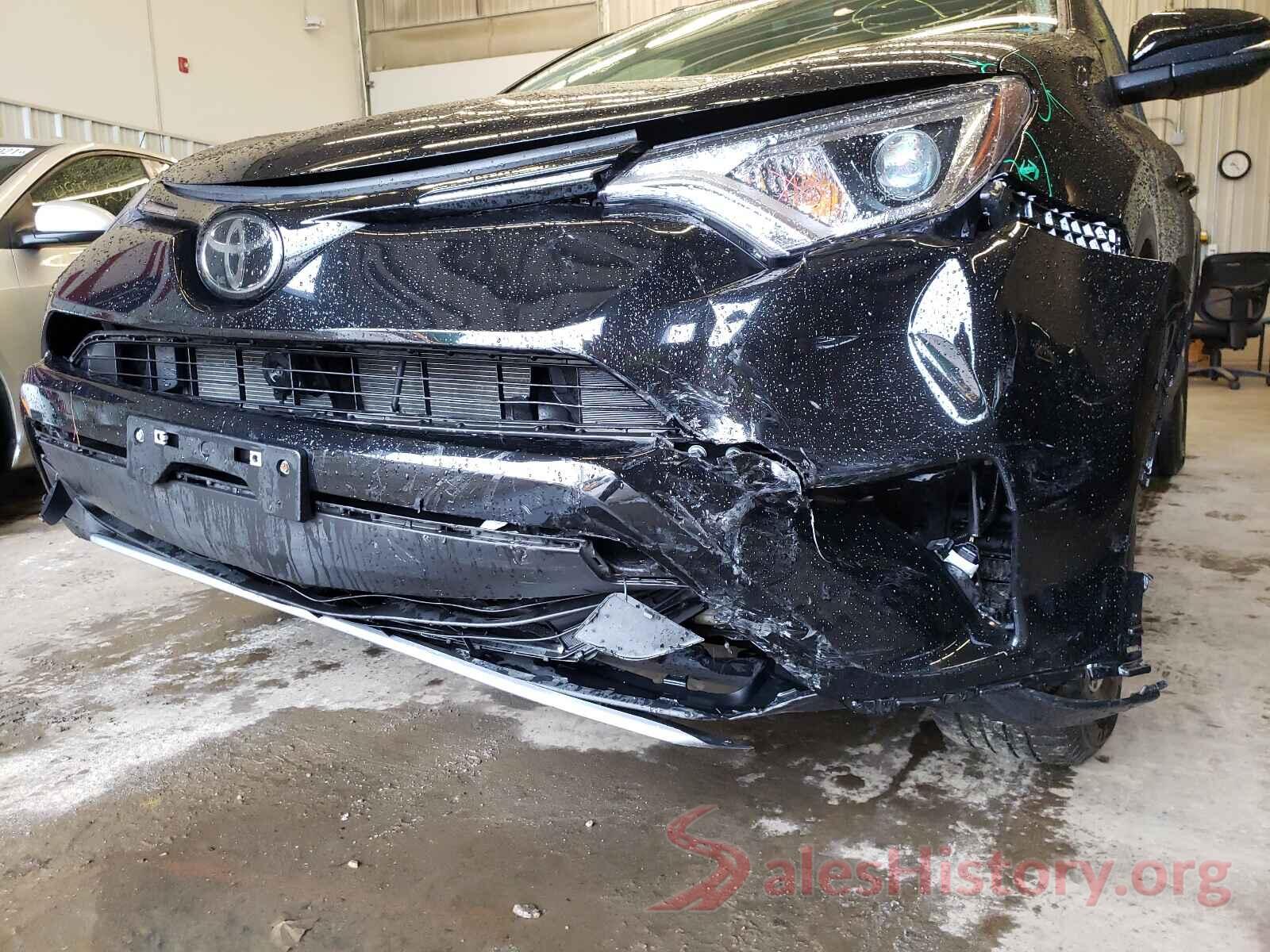 2T3RFREV4HW571352 2017 TOYOTA RAV4