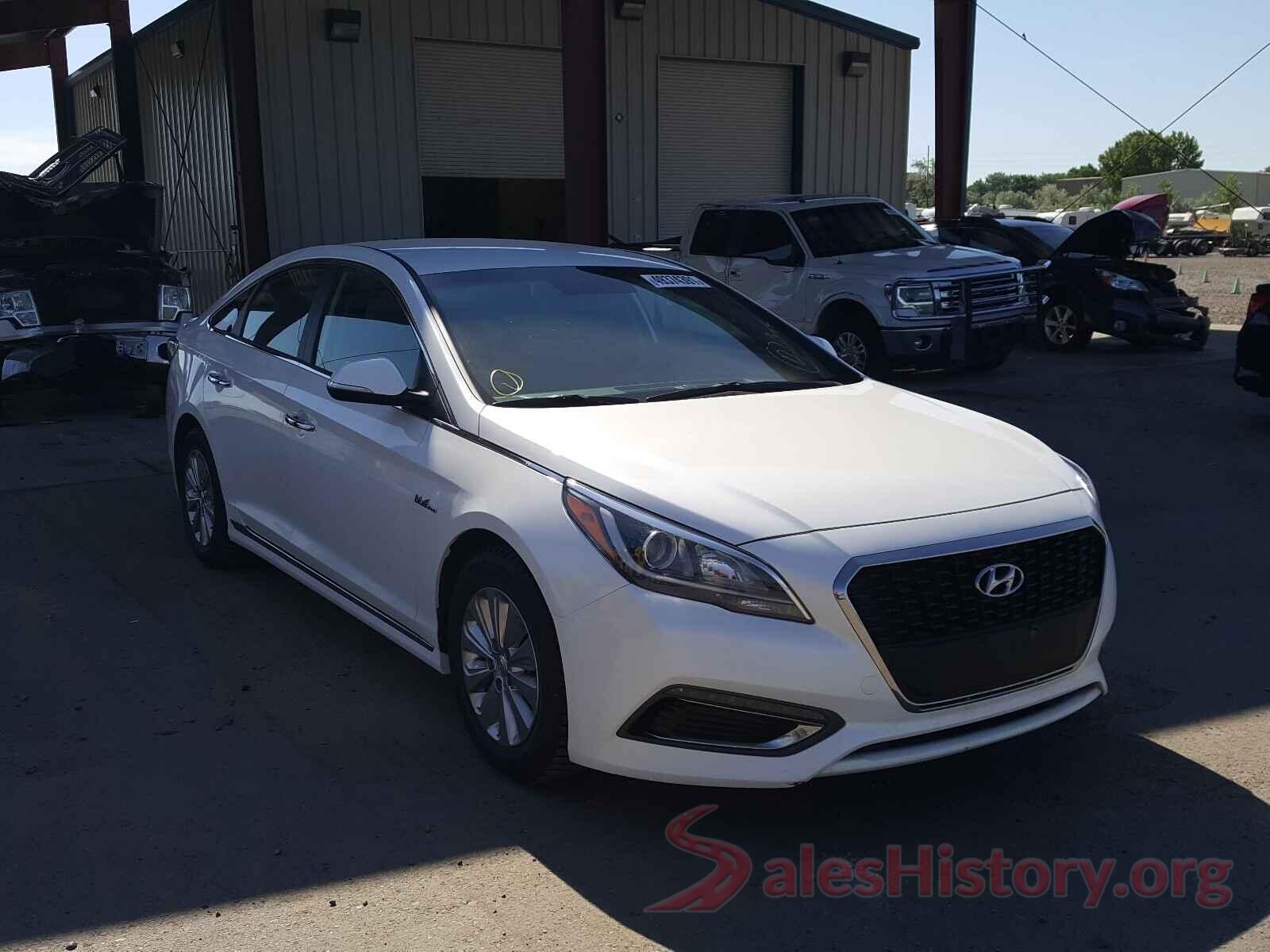 KMHE24L12HA047723 2017 HYUNDAI SONATA