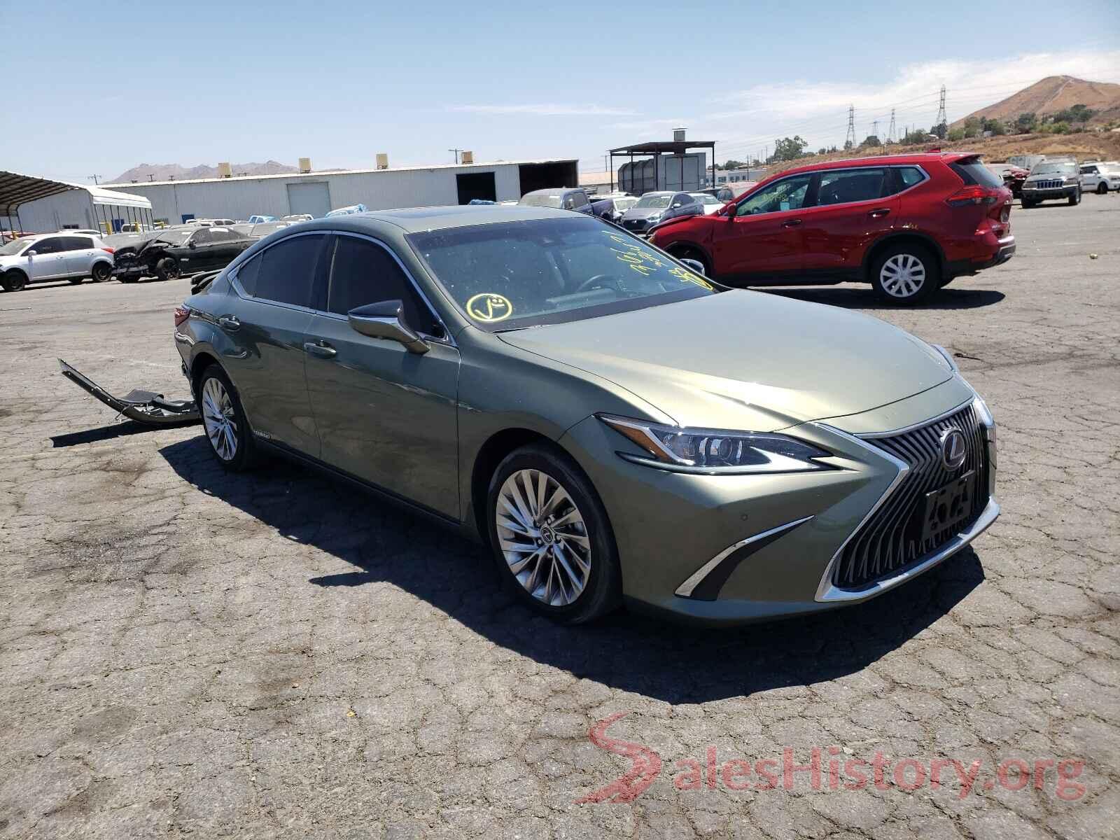 58AB21B13KU004297 2019 LEXUS ES300