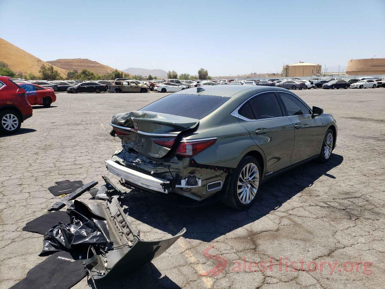 58AB21B13KU004297 2019 LEXUS ES300