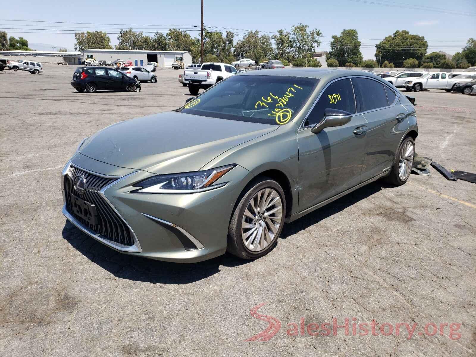 58AB21B13KU004297 2019 LEXUS ES300