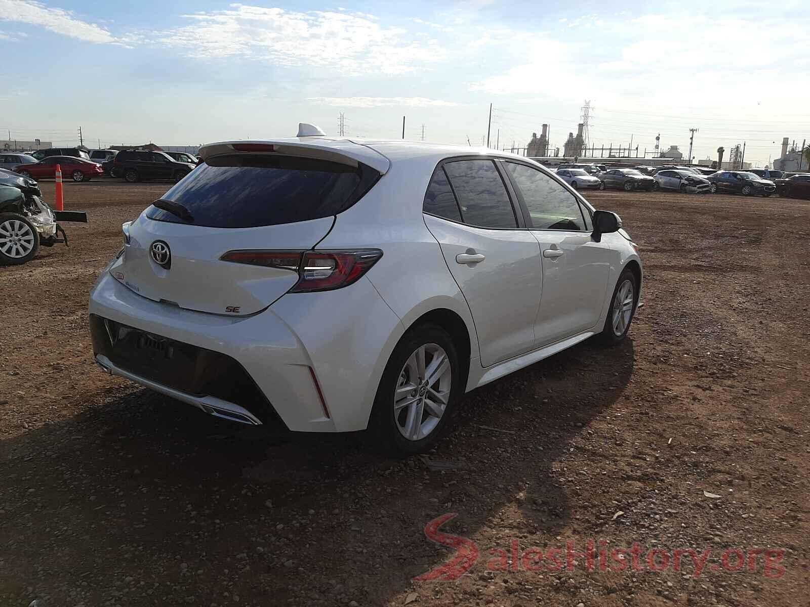 JTND4RBE2L3084033 2020 TOYOTA COROLLA